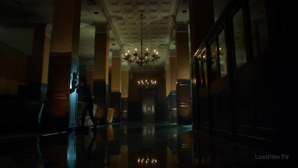 Gotham.S02E05.1080p.rus.LostFilm.mp4