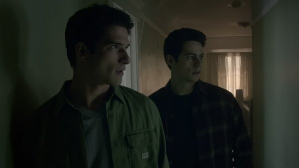 Teen_Wolf.S06E01.1080p.RUS.MVO.VO_production.mp4