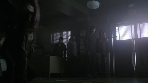 Teen_Wolf.S06E15.1080p.RUS.MVO.VO_production.mp4