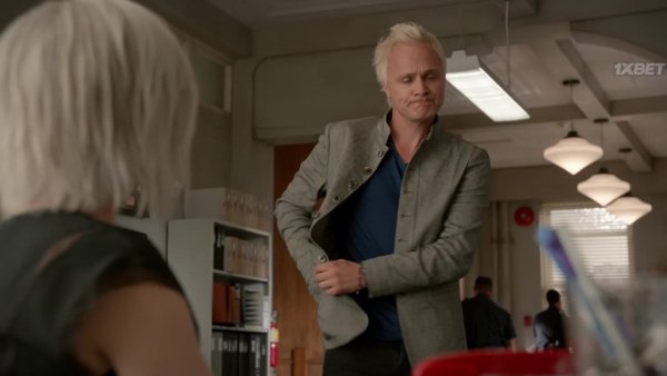 iZombie.S05E01.WEBDL.720p.NewStudio.mp4