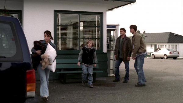 Supernatural.S01E18.1080p.RUS.DUB.RenTV.mp4