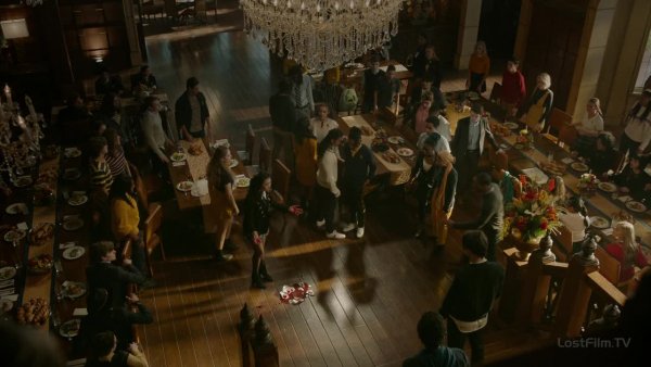 Legacies.S02E09.720p.rus.LostFilm.mp4