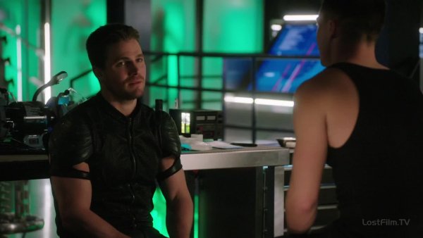 Arrow.S04E12.1080p.rus.LostFilm.mp4