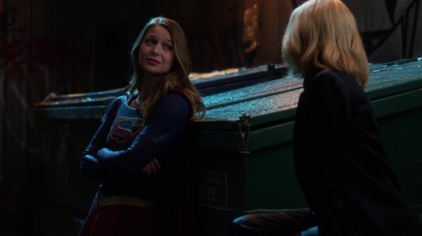 Supergirl.S02E21.1080p.WEB-DL.DD5.1.H264_0.mp4